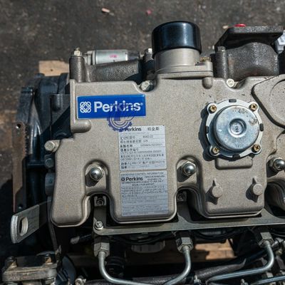 Motor Perkins 404D, Multifuncional, conjunto completo do motor.