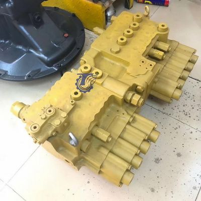 107-7070 107-7071 107-7074 CAT 320B Conjunto de válvulas hidráulicas de controlo accionadas por motores 3066 e 3166