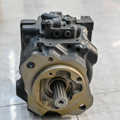708-1U-01112 708-1U-04113 Komatsu WB93R 95R 97R WB93R-5E0 708-1U-00111 Bomba de engrenagem de ventilador a pistão hidráulico