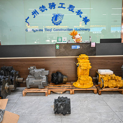708-1U-00160 708-1U-00161 708-1U-00162 708-1U-01111 708-1U-04112 Komatsu WB93S WB97R Bomba de ventilador hidráulico