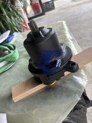 B0440-18001 708-7r-00710 708-7r-01690 Para Kayaba Wa320-5 Wa320-6 Motor Hidráulico do Ventilador Motor;óleo (Acionamento do Ventilador) Peças de Escavadeira Aftermarket Original